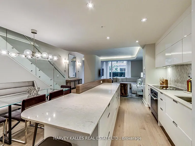 30 Nelson St #Townhouse 24 — Photo 13