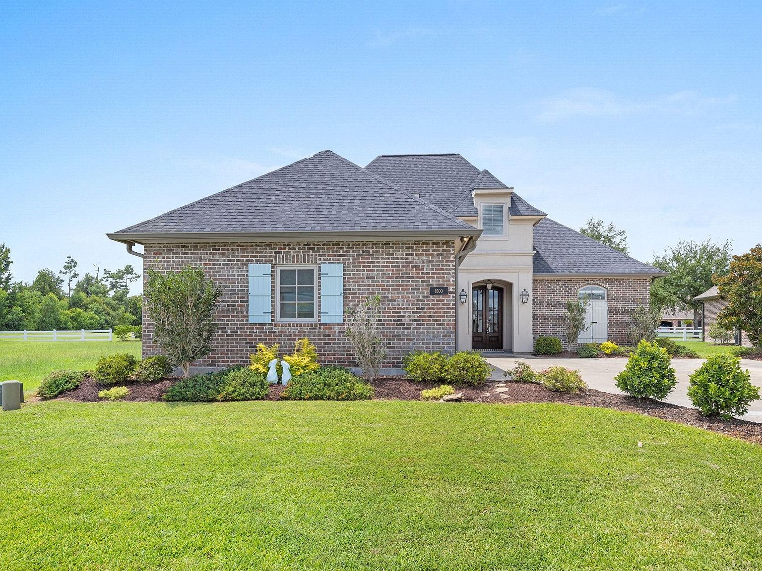 6500 White Oleander Cir W