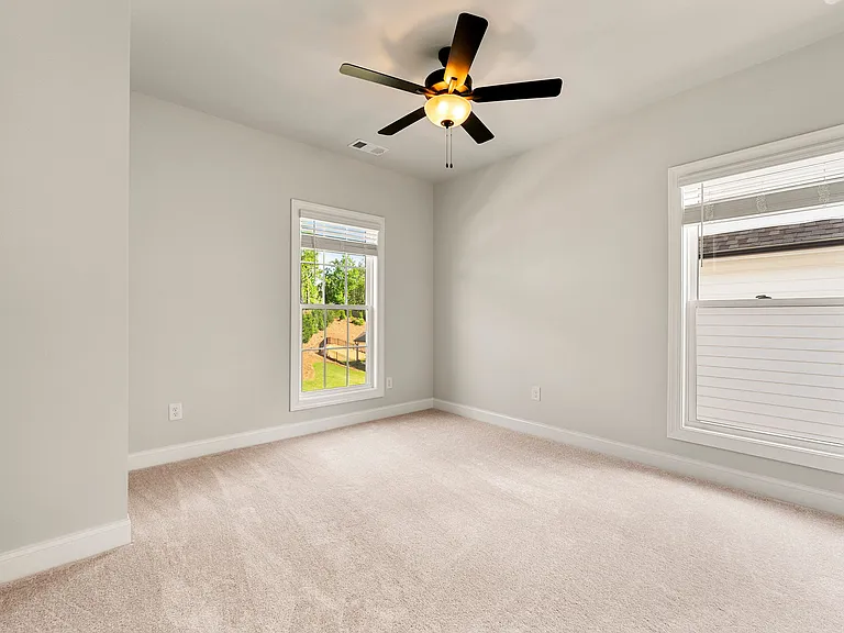 114 Stonehouse Dr — Photo 21