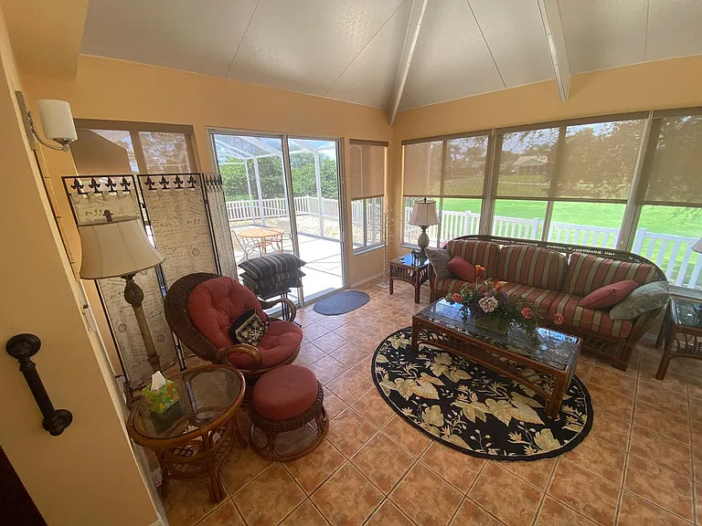 3301 Archer Ave — Photo 26