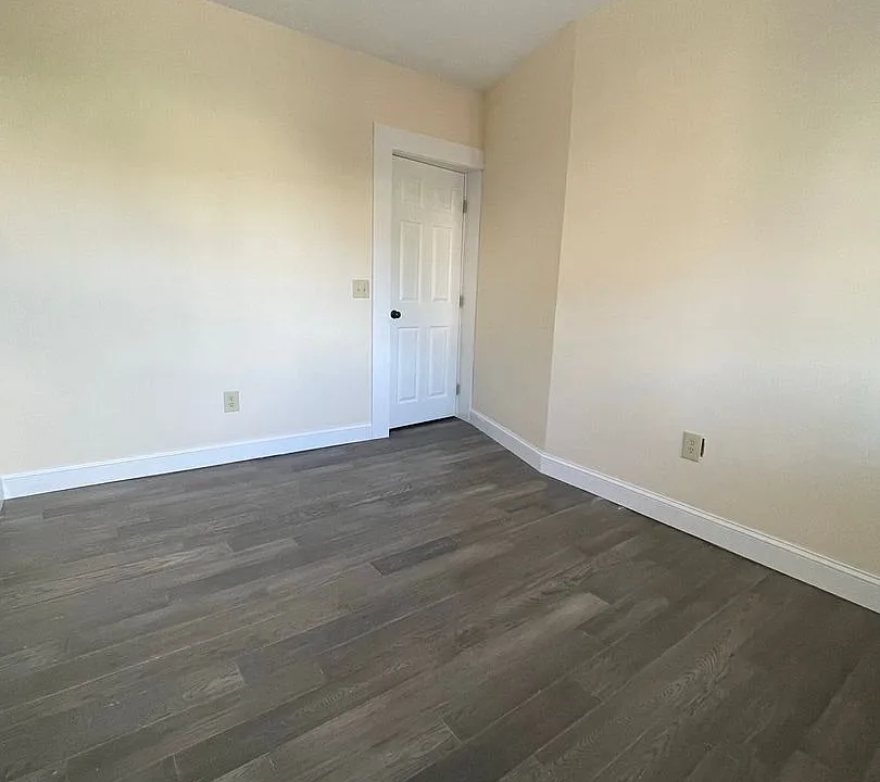 88-94 Lafountain St
