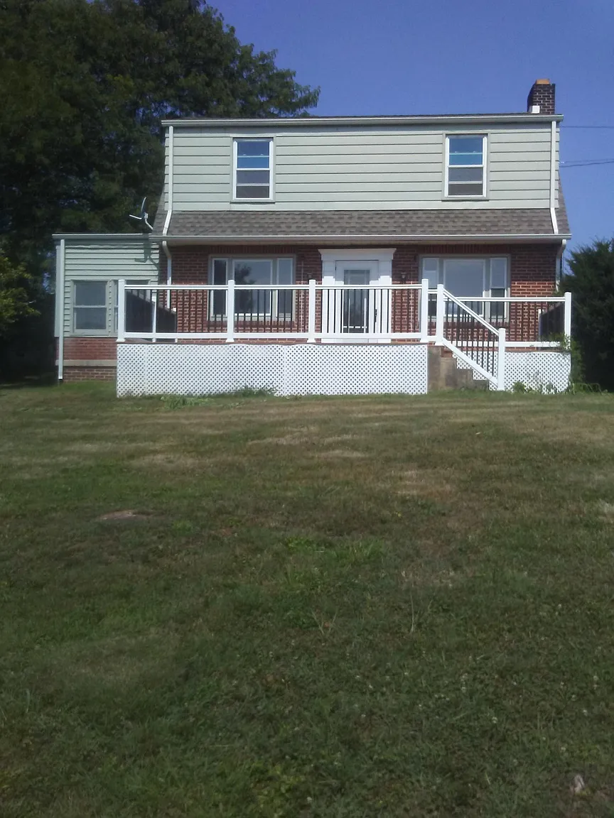 501 Cassell St photo 1