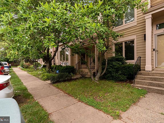 2nd image of 1041 Elder Ct