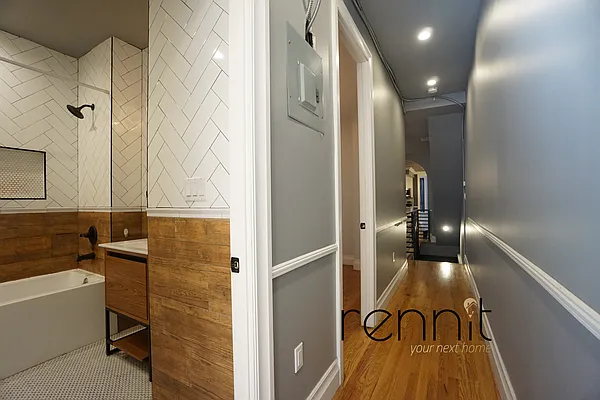Rented by Rennit Inc. | media 30