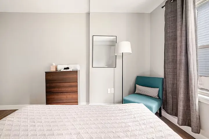 7 Burnside St #1 — Photo 17