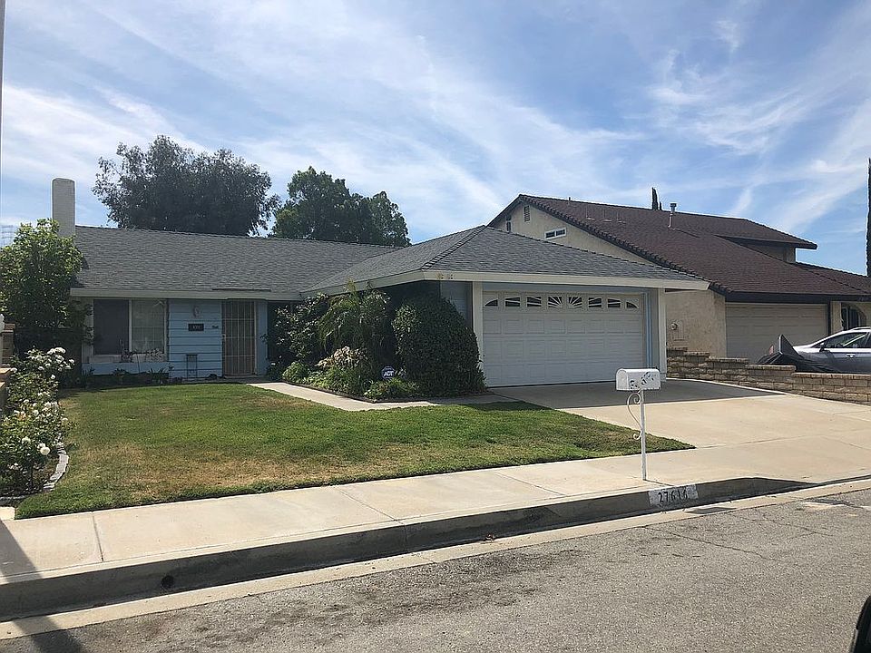2nd image of 27616 Saffron Ln