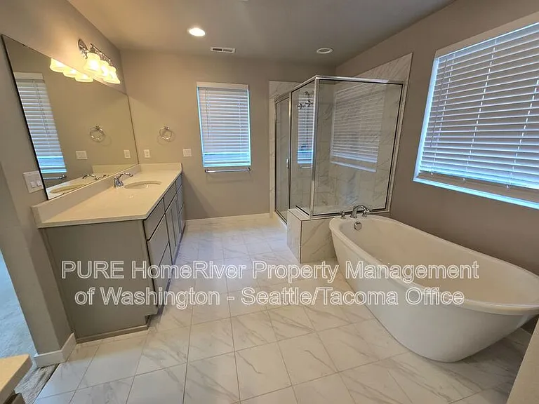11618 SE 197th Pl — Photo 37