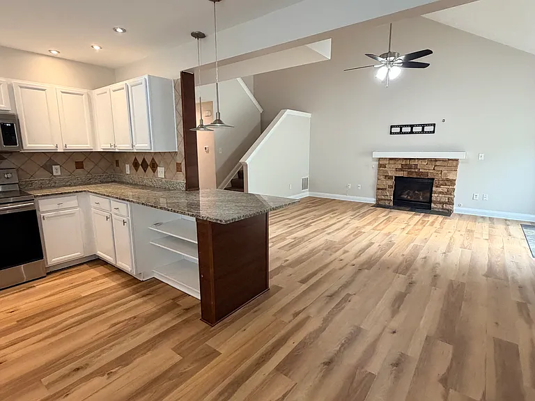 9327 Polaris Green Dr — Photo 23