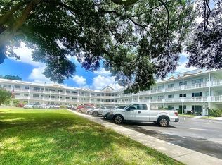 2428 Columbia Dr APT 72, Clearwater, FL 33763