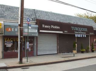 18919 Union Tpke, Fresh Meadows, NY 11366