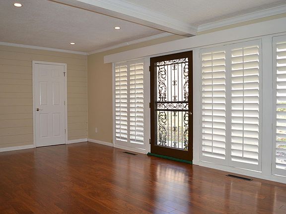 5th image of 103 Wildwood Ln
