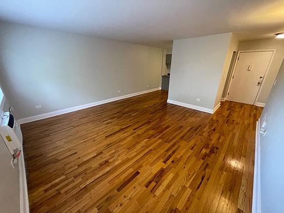 5th image of 515 S Milwaukee Ave #517-09