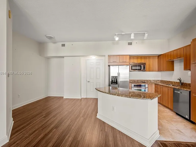 510 NW 84th Ave #620 — Photo 2