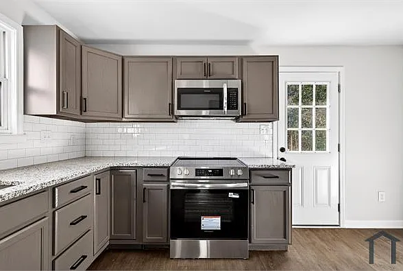 4406 W Argyle Dr — Photo 12