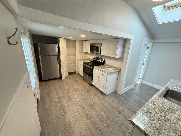 43 Winthrop St #2 — Photo 2