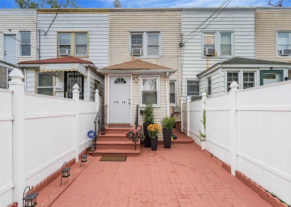 1st image of 11816 155th St