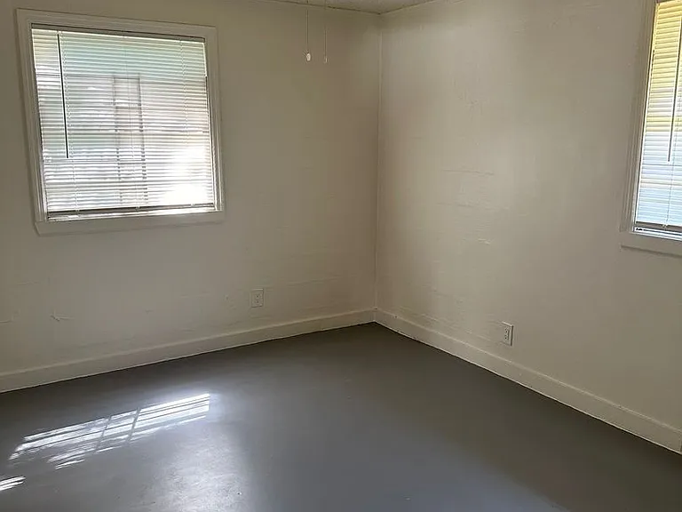 412C Cedar Ave — Photo 3