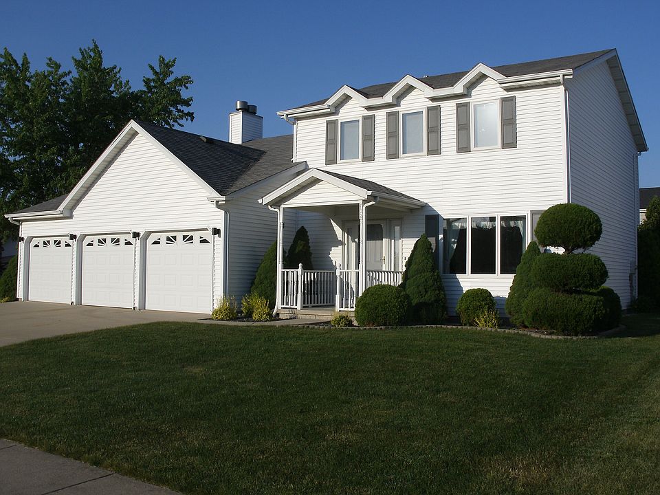 Front view from curb