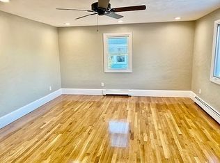 125 Chittick Rd FLOOR 2, Hyde Park, MA 02136