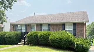 336 Fox Harbour Dr — Photo 2