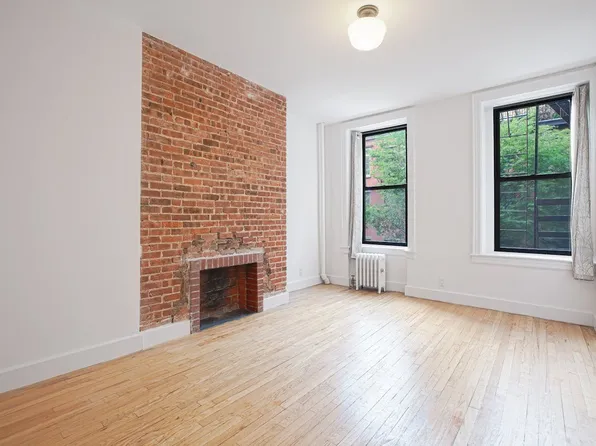 148 West 10th Street image 1 of 8