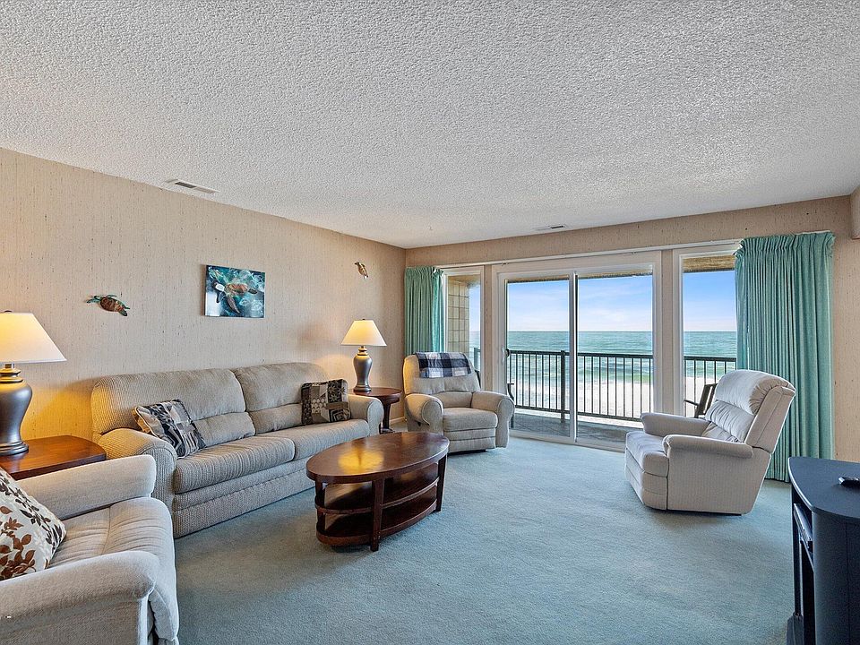 1st image of 325 Lancer St #39