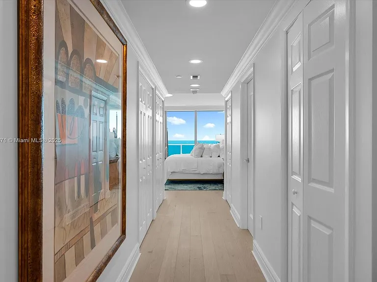 1455 Ocean Dr #909 — Photo 27