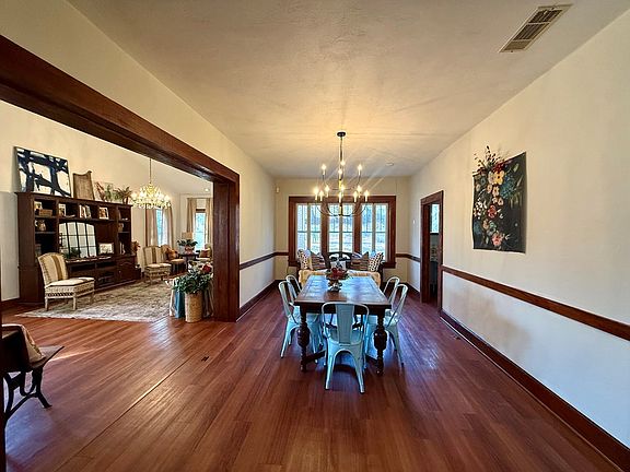 5th image of 449 Oak Hill Rd