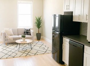 702 Fairmount Ave #B, Philadelphia, PA 19123