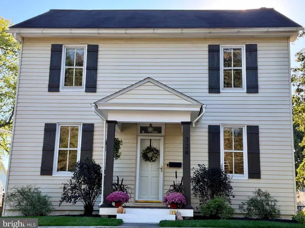 324 S Market Ave, Mount Joy, PA 17552