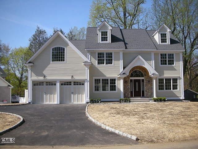 1st image of 72 A Brinckerhoff Avenue