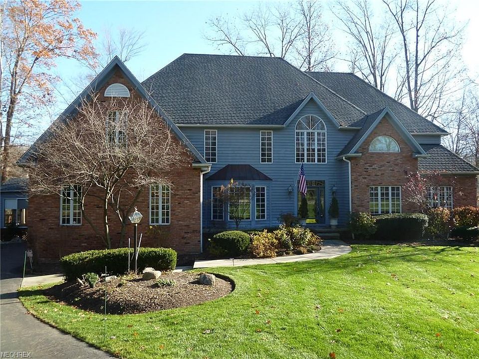 1st image of 17441 Hawksview Ln