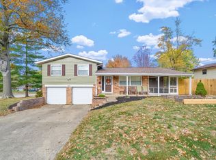 884 Rosetree Ln, Cincinnati, OH 45230