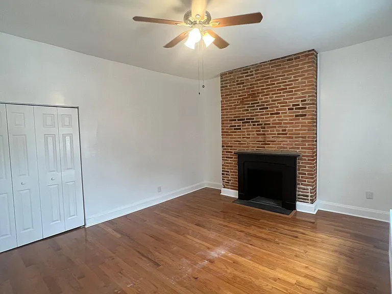 859 Hollins St #2R — Photo 6