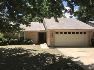 5521 Cedar Ridge Dr, Enid, OK 73703
