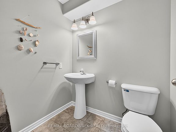5th image of 109 Raina Way