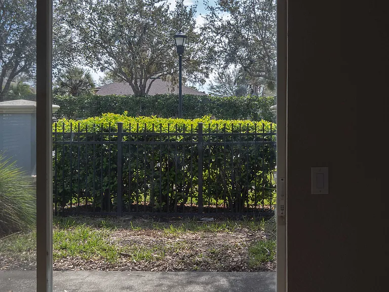 10983 Winter Crest Dr — Photo 19