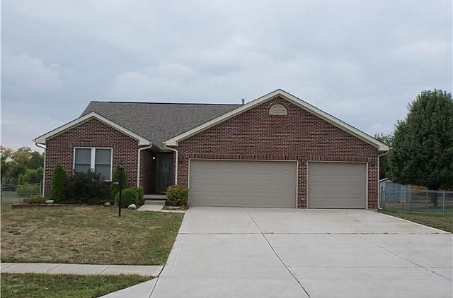 1st image of 130 Eastview Dr