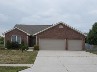 130 Eastview Dr, Bargersville, IN