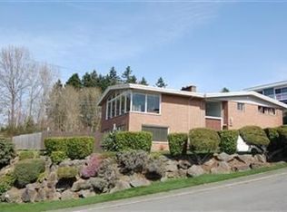 194 Monterey Pl NE, Renton, WA 98056