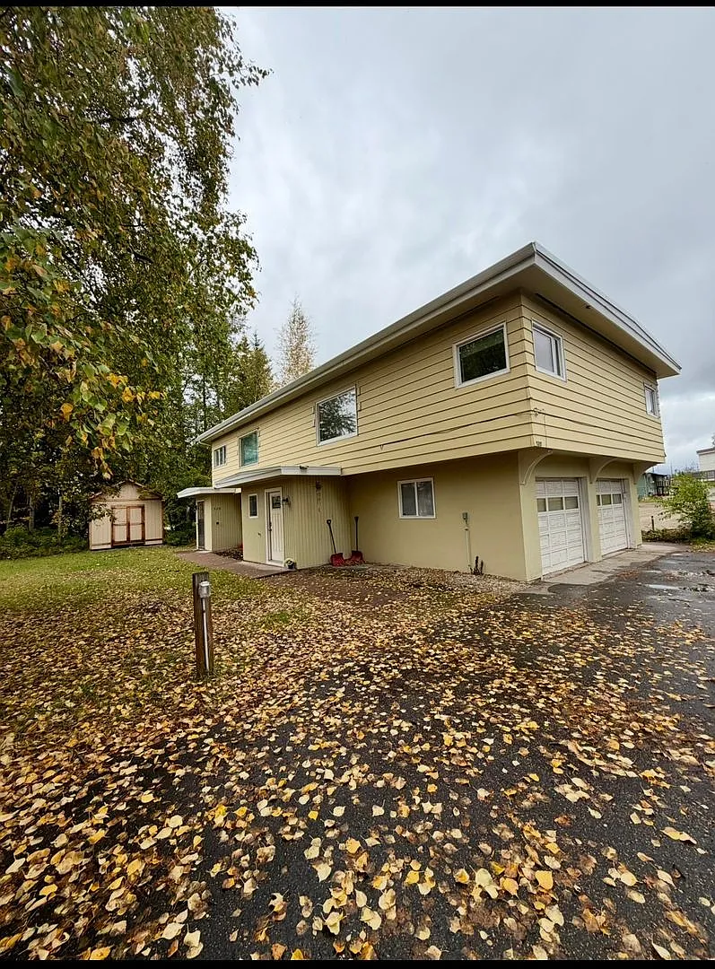 Halverson Road 522 — Photo 1