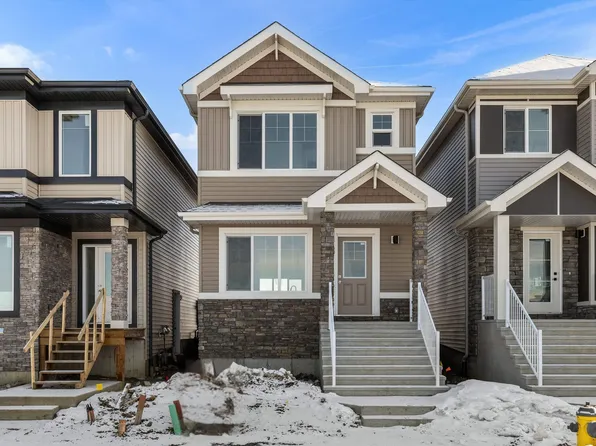 18135 85th St NW, Edmonton, AB T5Z 3B5