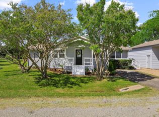 75 Maple Dr, Pottsboro, TX 75076