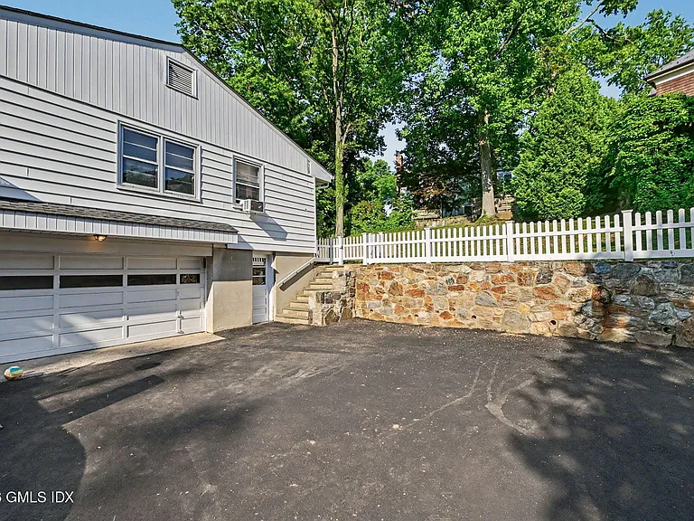 20 Meyer Pl — Photo 31