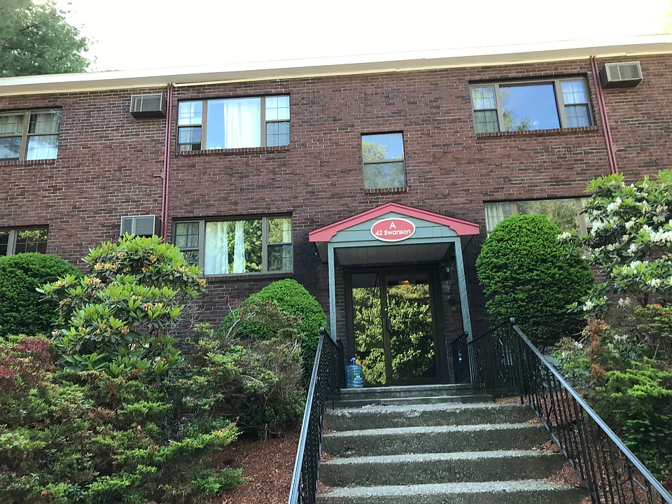 42 Swanson Ct #11A