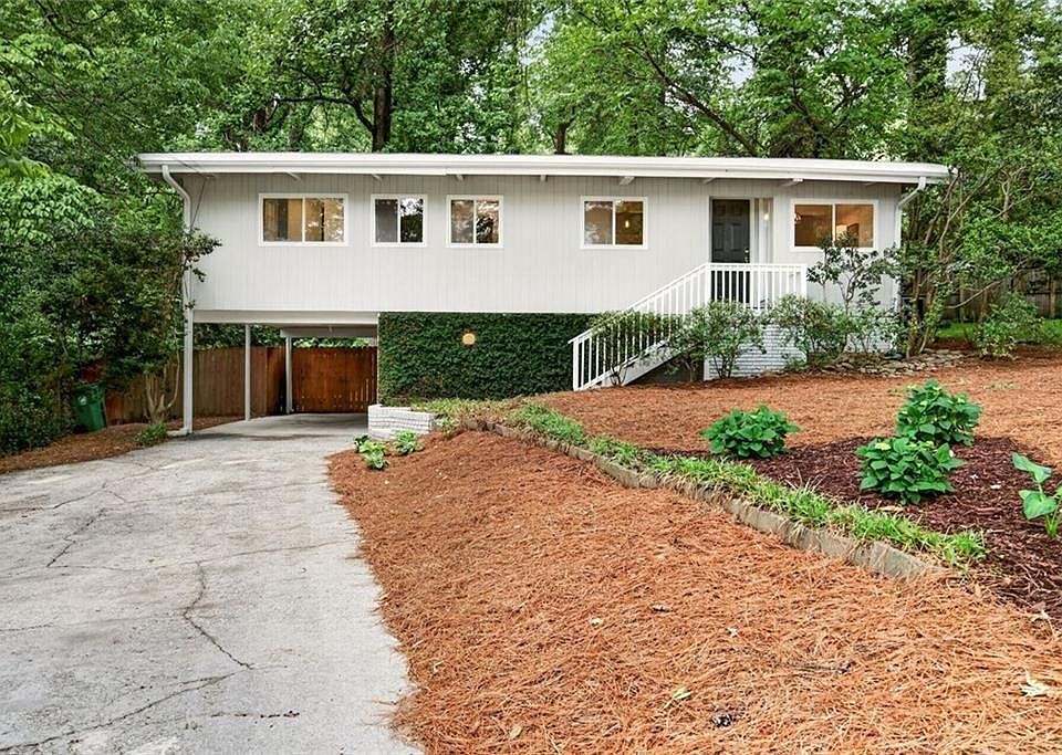 1st image of 2468 Skyland Trl NE