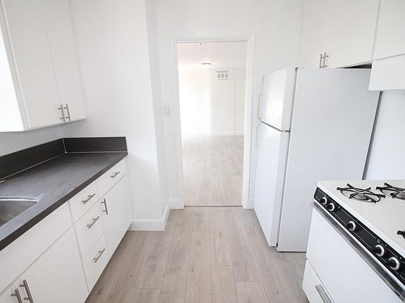 4th image of 7450 Hollywood Blvd APT 2