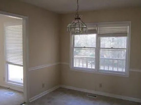 5th image of 156 Bransford Dr