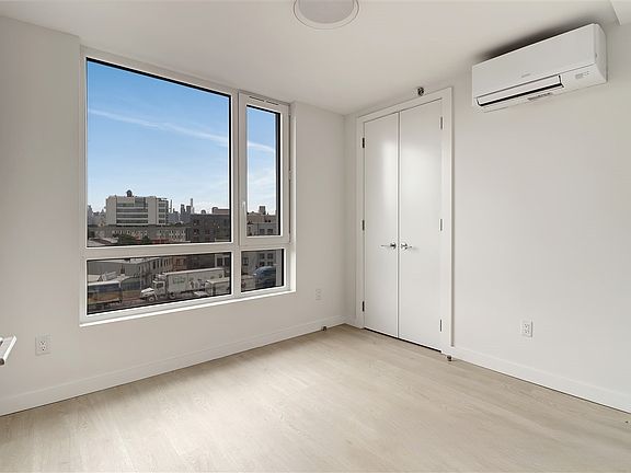 3rd image of 280 Meeker Ave #609