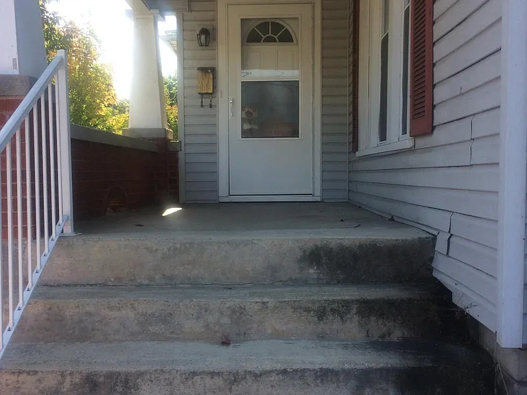 827 N Ohio Ave — Photo 2